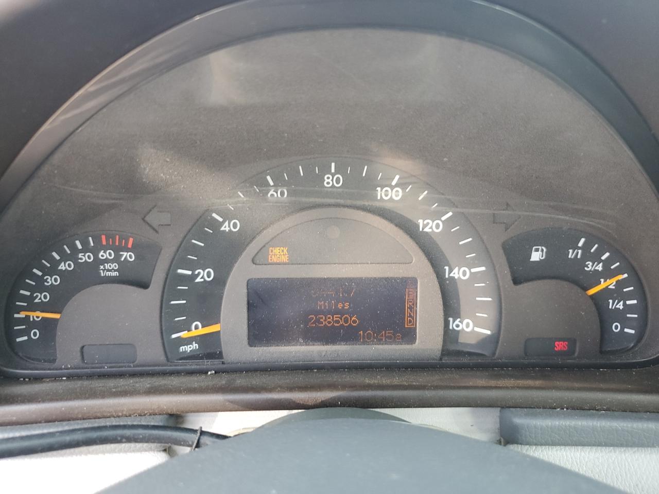 WDBRF61J34F496140 2004 Mercedes-Benz C 240