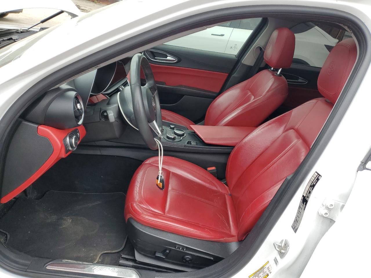 ZARFAEBN0J7597937 2018 Alfa Romeo Giulia