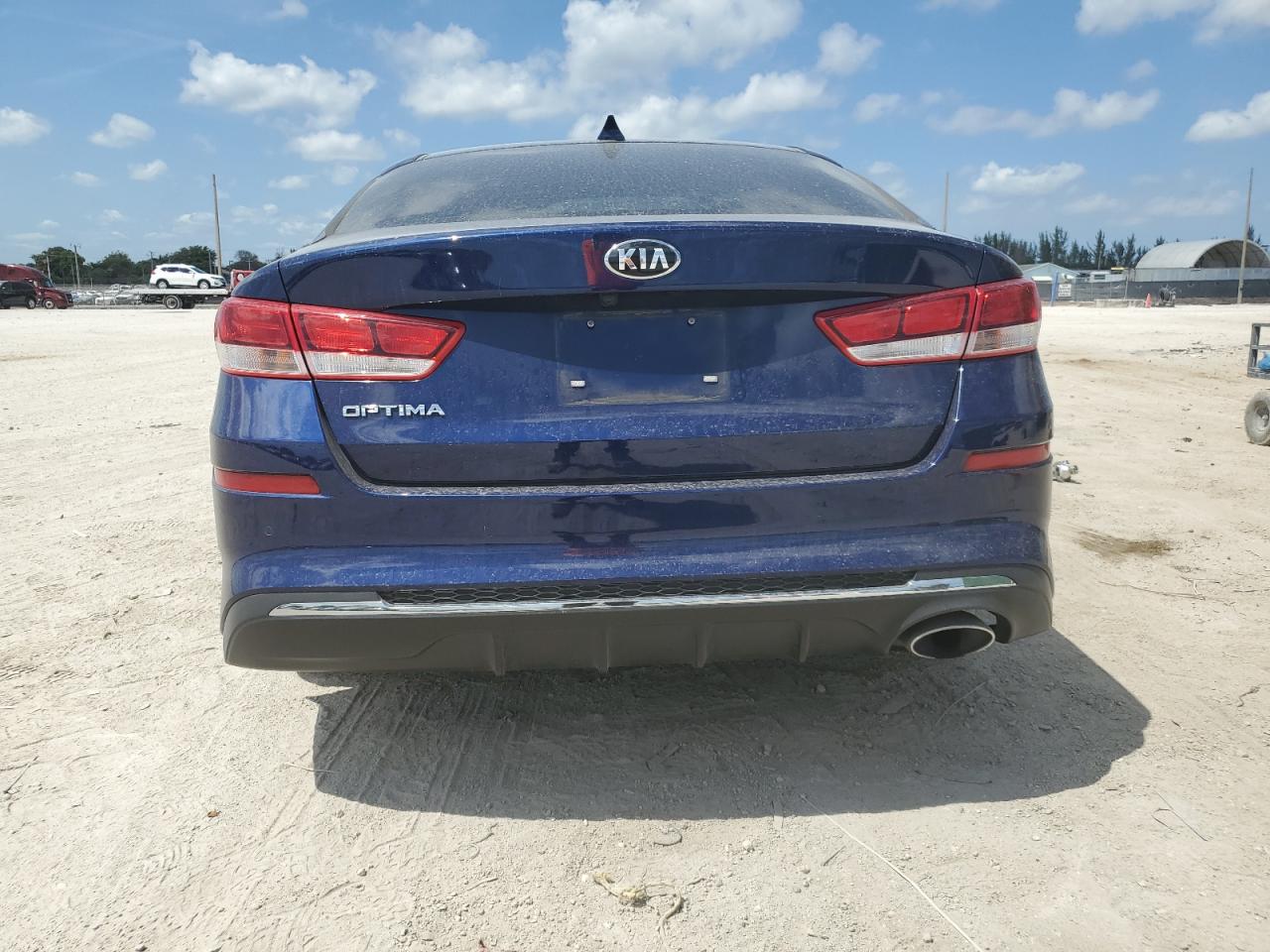 5XXGT4L31KG369728 2019 Kia Optima Lx