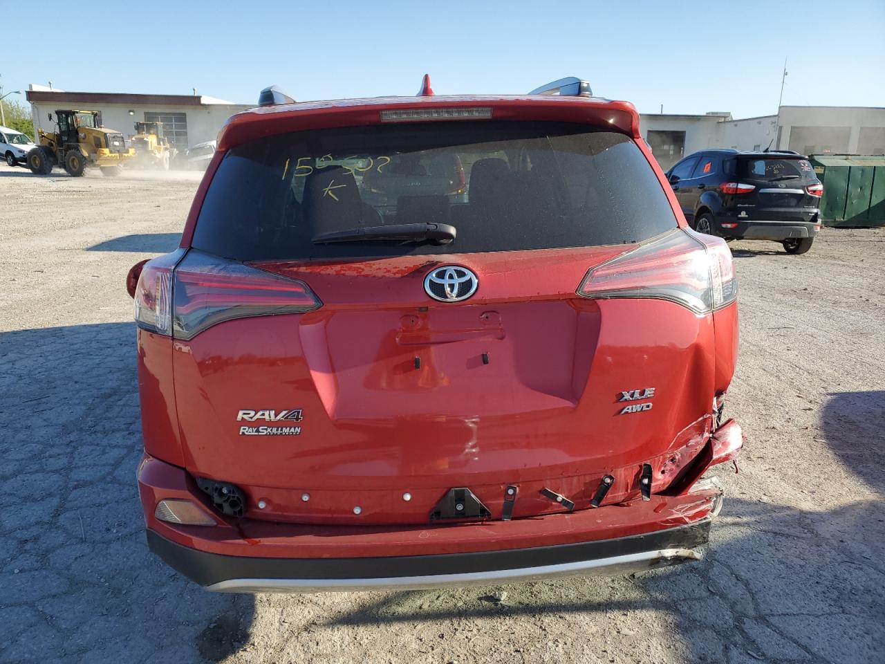 JTMRFREV9HJ150502 2017 Toyota Rav4 Xle