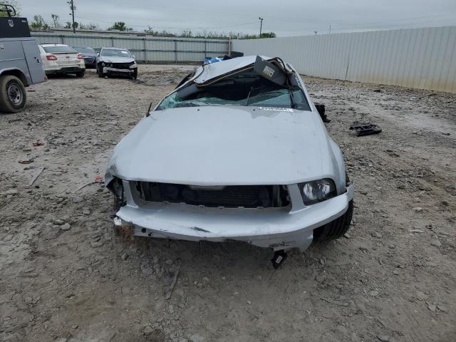 2005 Ford Mustang Gt VIN: 1ZVFT82H855197042 Lot: 49989684