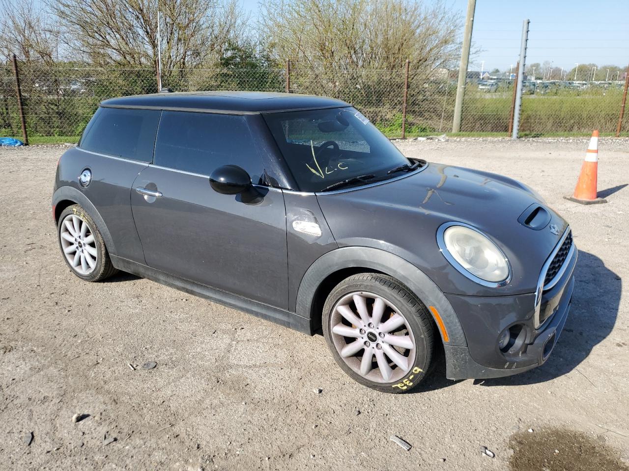 WMWXP7C55F2A33986 2015 Mini Cooper S