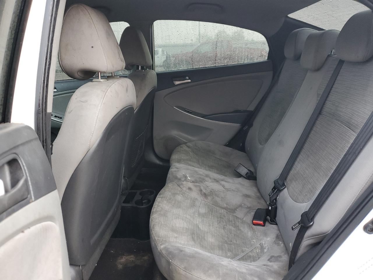 KMHCT4AE2GU083581 2016 Hyundai Accent Se