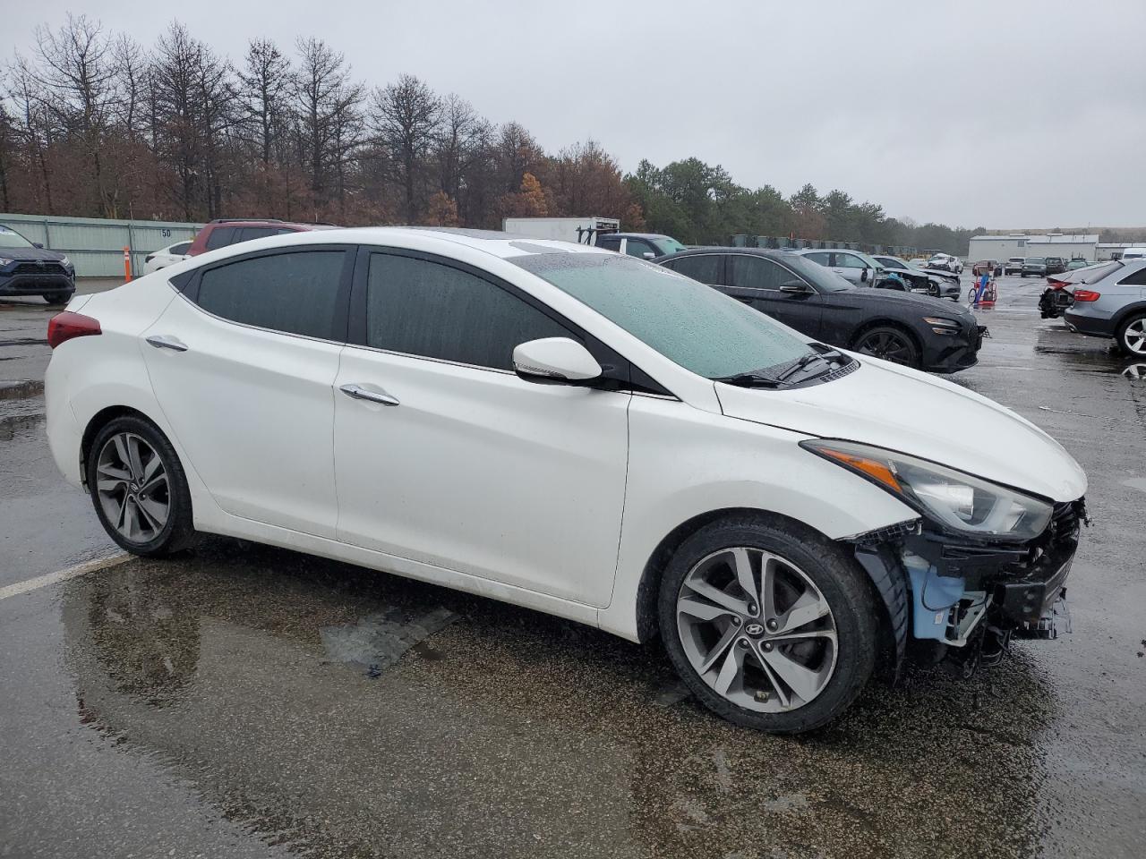 5NPDH4AE9EH490685 2014 Hyundai Elantra Se