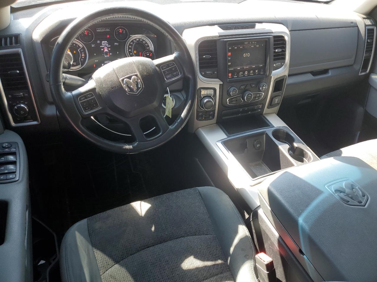 1C6RR7GT2ES397414 2014 Ram 1500 Slt