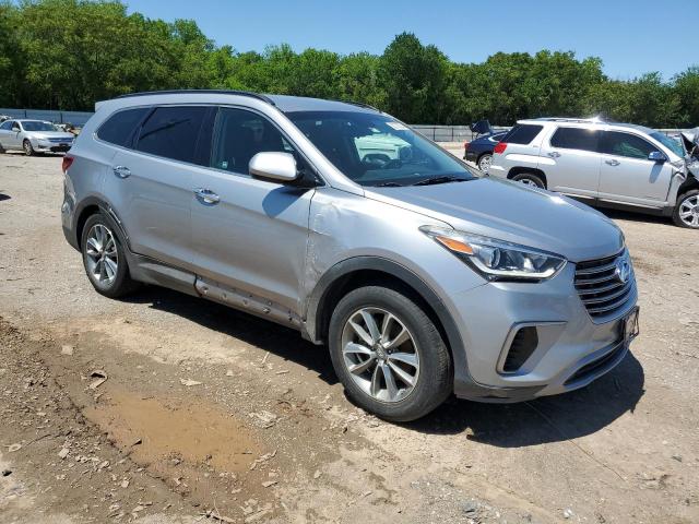 VIN KM8SM4HF7HU234701 2017 Hyundai Santa Fe, SE no.4