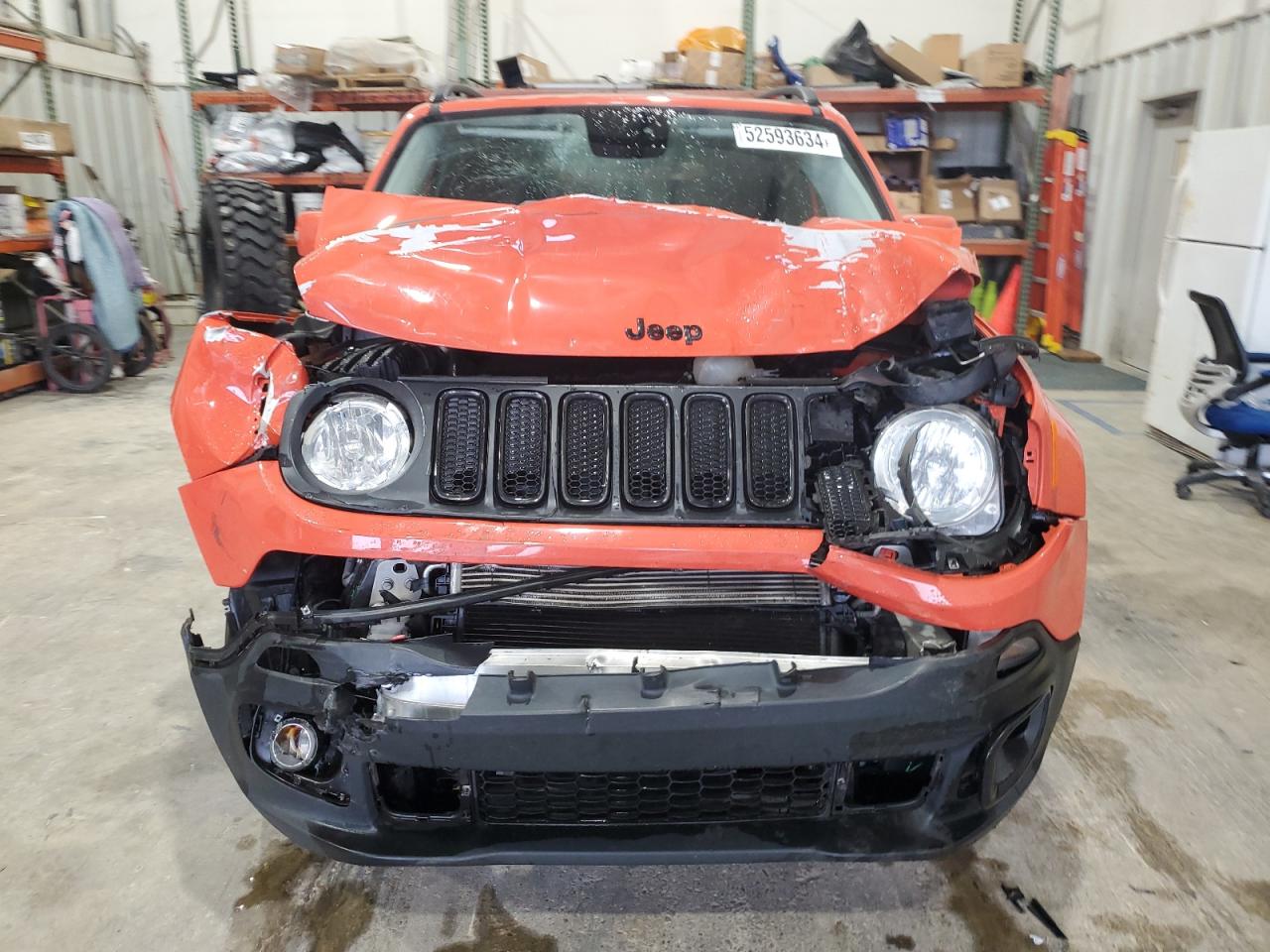 2017 Jeep Renegade Latitude vin: ZACCJBBB4HPE77086