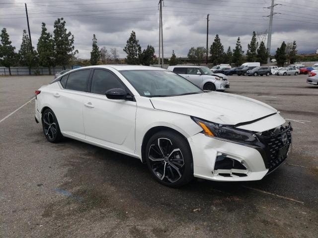 VIN 1N4BL4CV6PN313040 2023 Nissan Altima, SR no.4