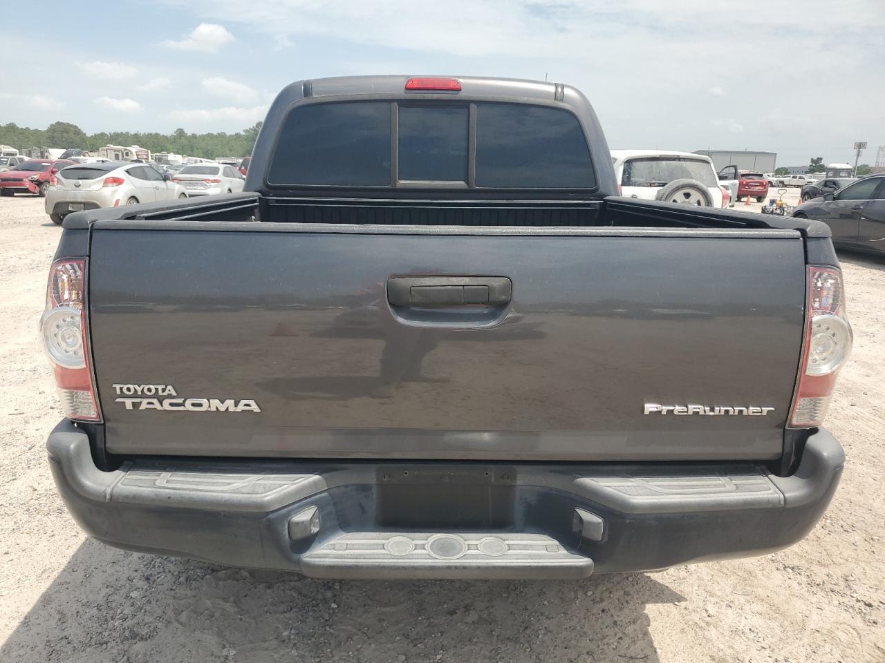 5TFJX4GN0FX039700 2015 Toyota Tacoma Double Cab Prerunner