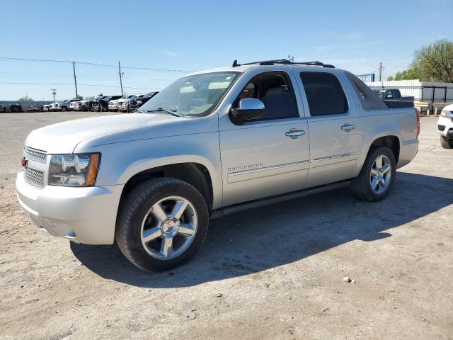 Lot #2459755196 2011 CHEVROLET AVALANCHE salvage car