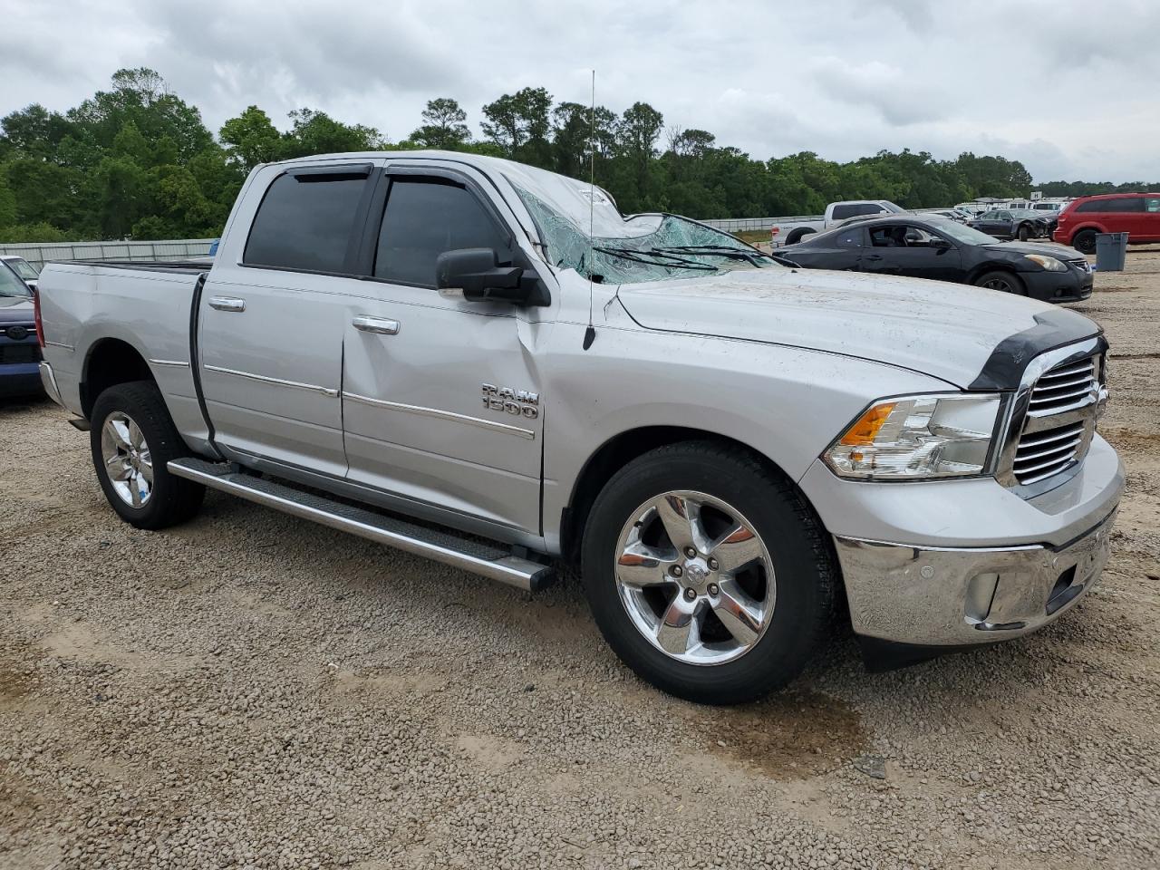 1C6RR7LG6HS830066 2017 Ram 1500 Slt