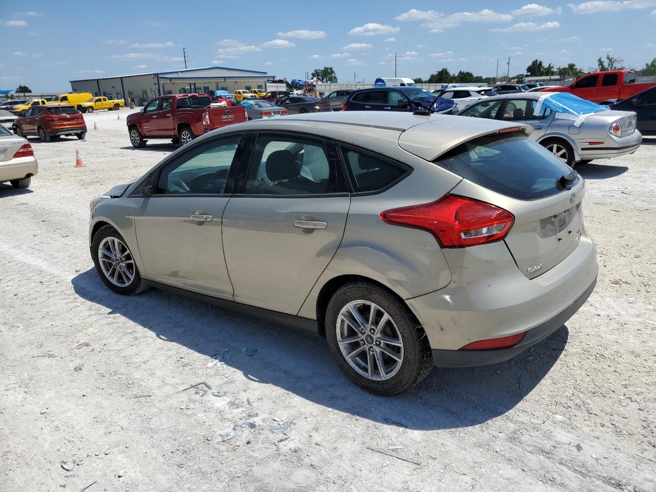 1FADP3K23GL391656 2016 Ford Focus Se