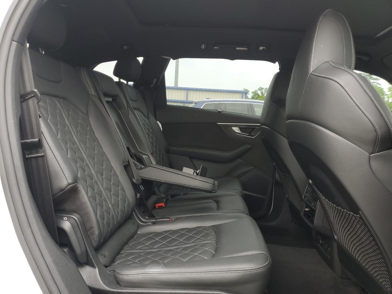 WA1AWBF71MD016753 2021 Audi Sq7 Premium Plus