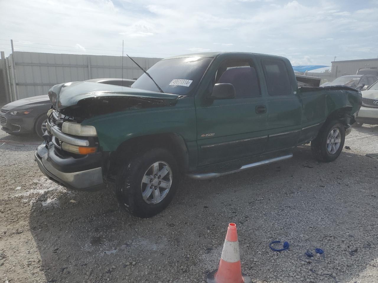 1GCEK19VXXE157648 1999 Chevrolet Silverado K1500