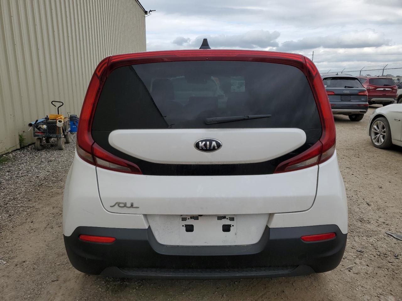 KNDJ23AU2L7713740 2020 Kia Soul Lx