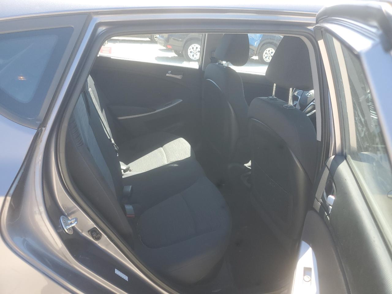 KMHCT5AE2GU248387 2016 Hyundai Accent Se