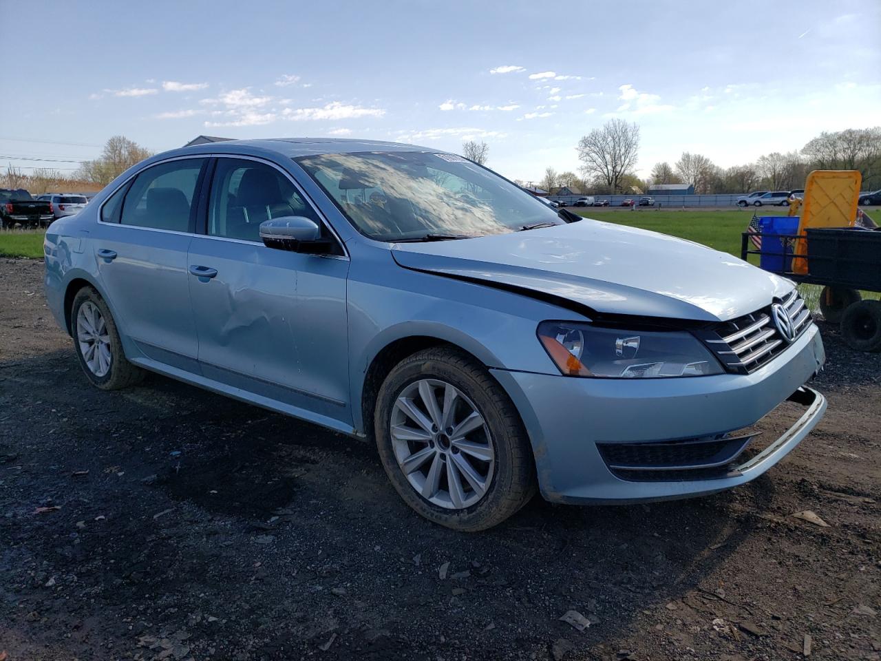 1VWCP7A33DC086657 2013 Volkswagen Passat Sel