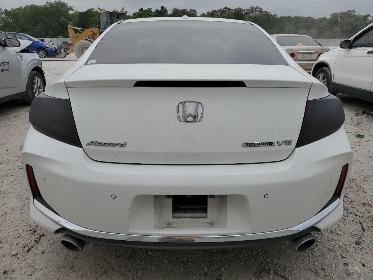 1HGCT2B05GA000966 2016 Honda Accord Touring