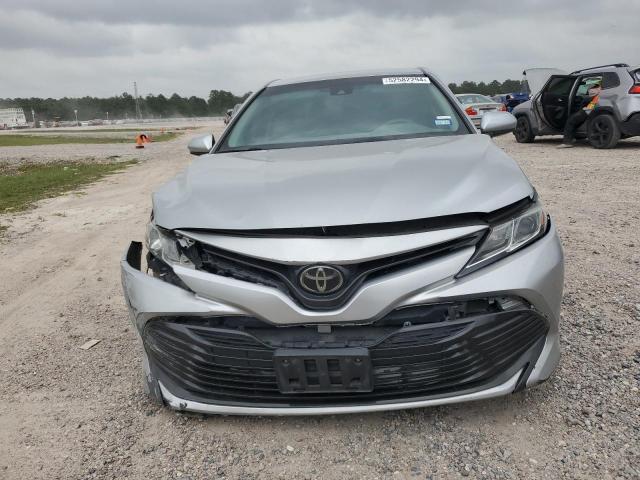 2018 Toyota Camry L VIN: 4T1B11HK1JU088452 Lot: 52582294