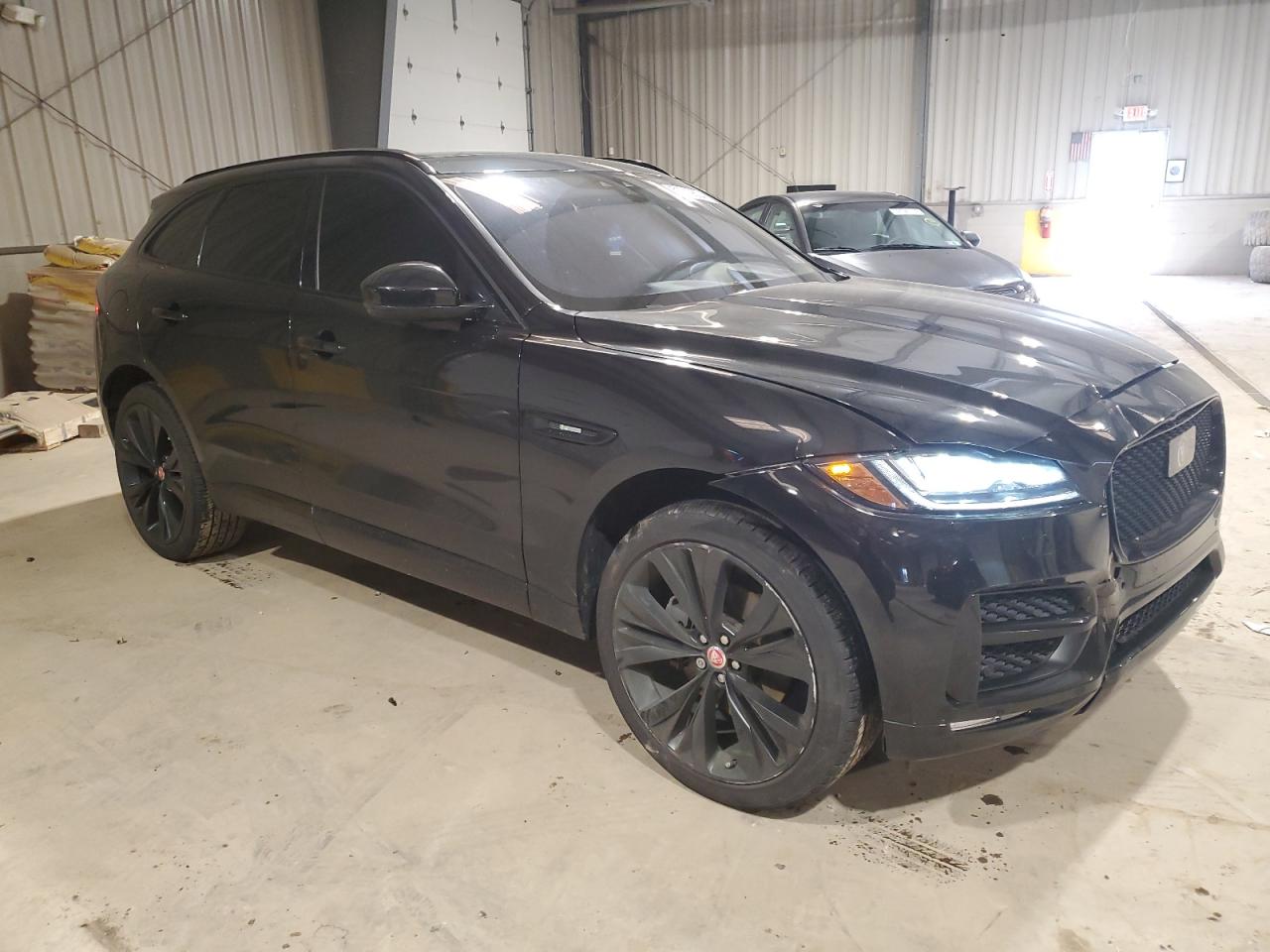 SADCL2GX8KA605890 2019 Jaguar F-Pace R - Sport