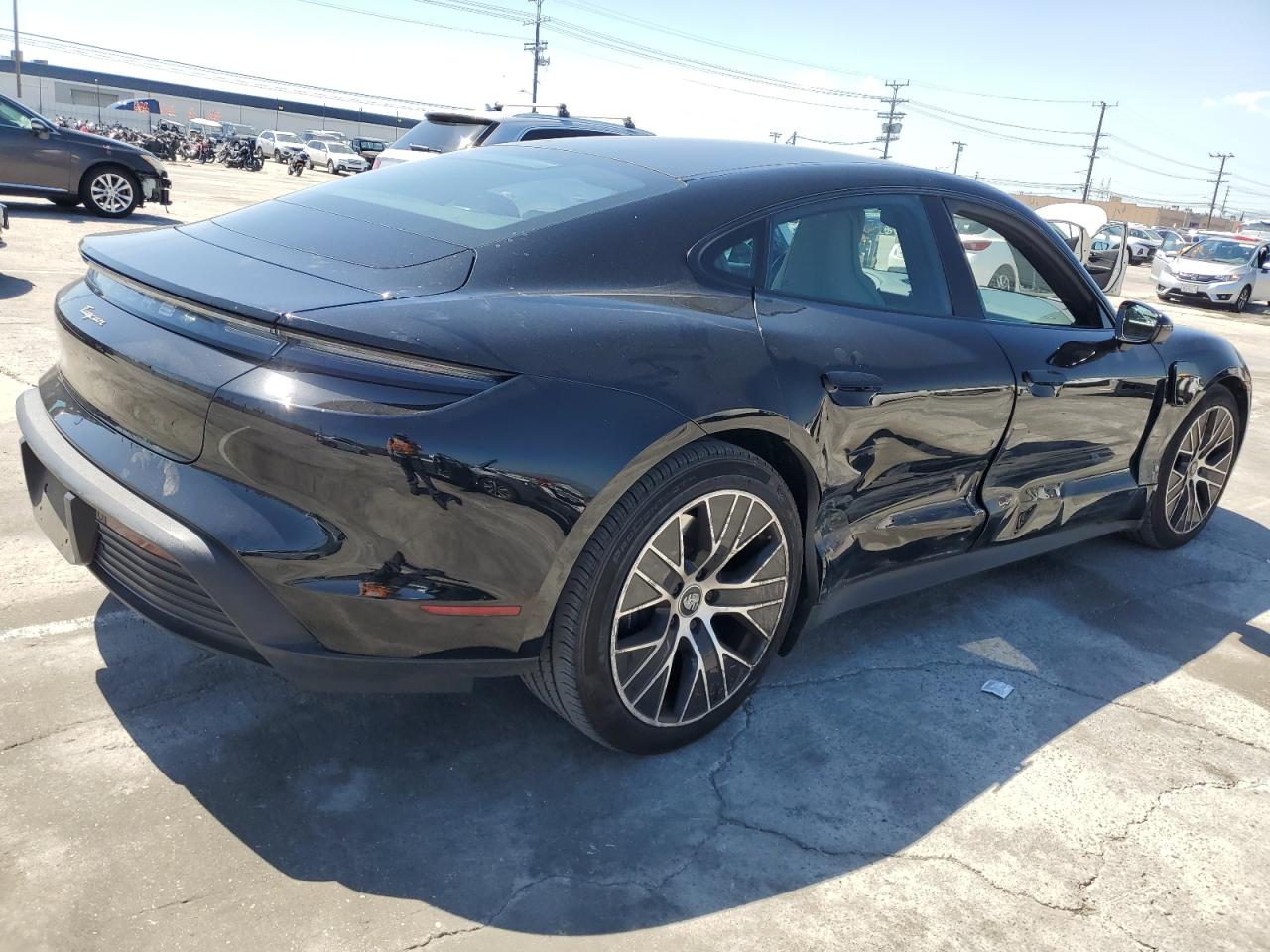 2021 Porsche Taycan vin: WP0AA2Y12MSA13663