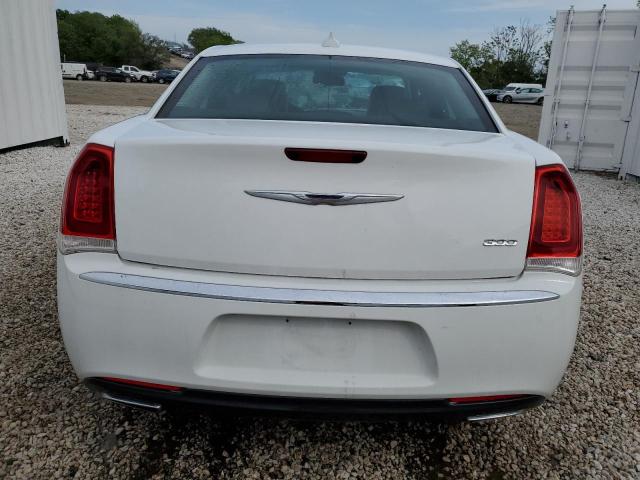 2015 Chrysler 300 Limited VIN: 2C3CCAAG4FH930322 Lot: 51786024