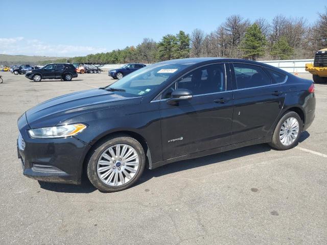 Lot #2471059116 2013 FORD FUSION SE salvage car