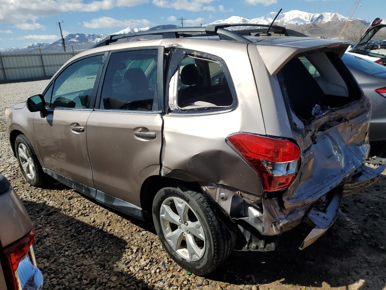 2015 Subaru Forester 2.5I Limited vin: JF2SJAKCXFH446106