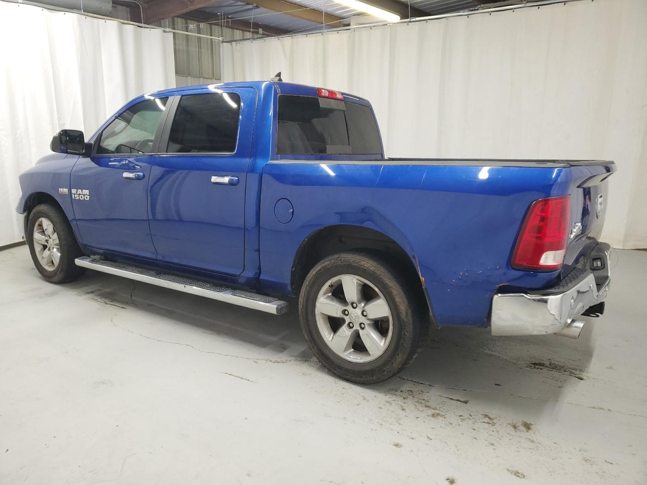 1C6RR6LT3GS208885 2016 Ram 1500 Slt