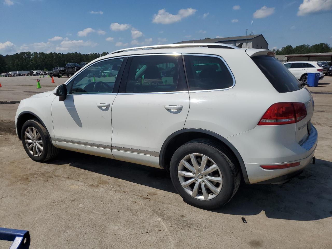 WVGEF9BP8CD007757 2012 Volkswagen Touareg V6