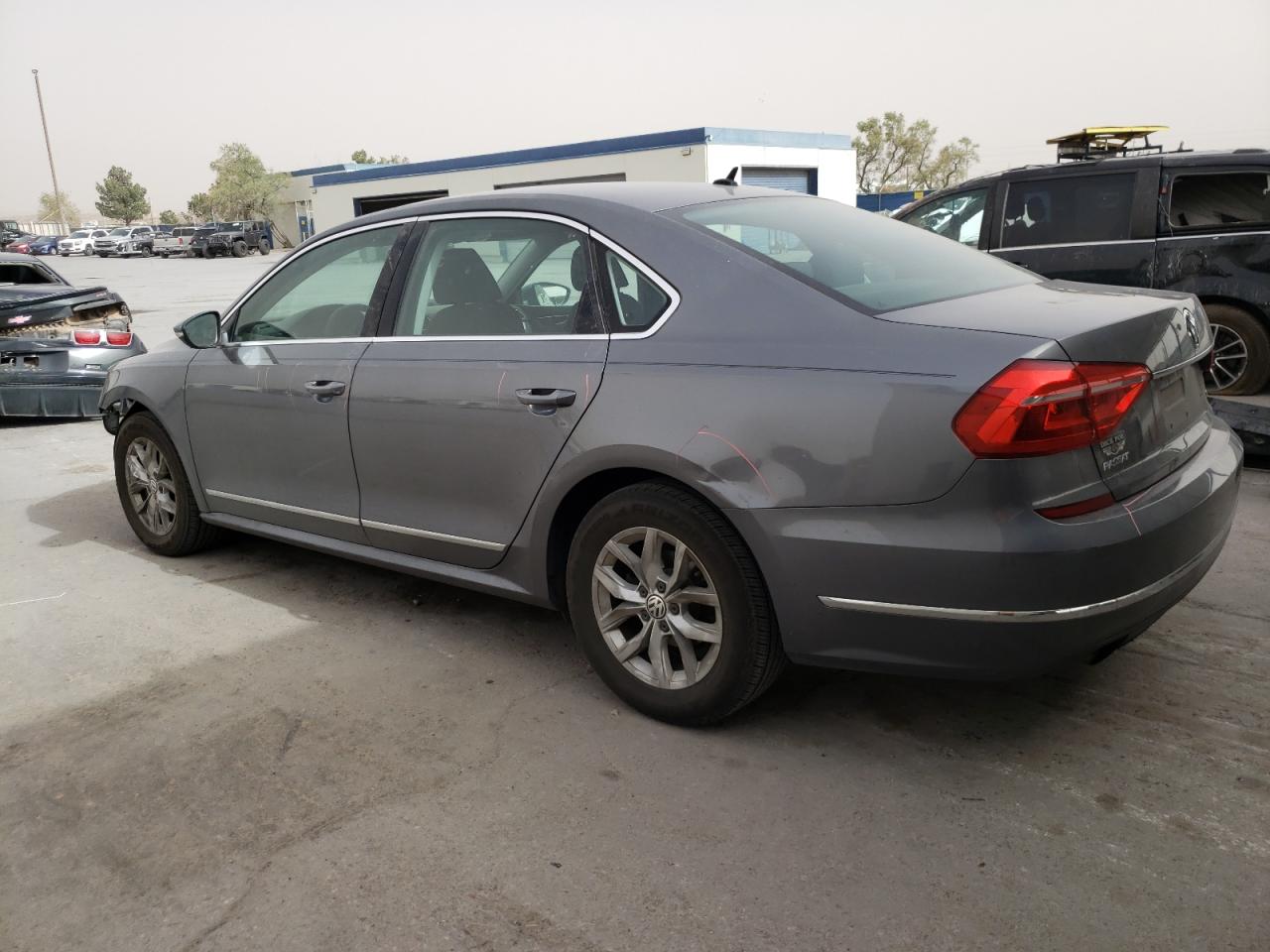 1VWAT7A31GC024407 2016 Volkswagen Passat S