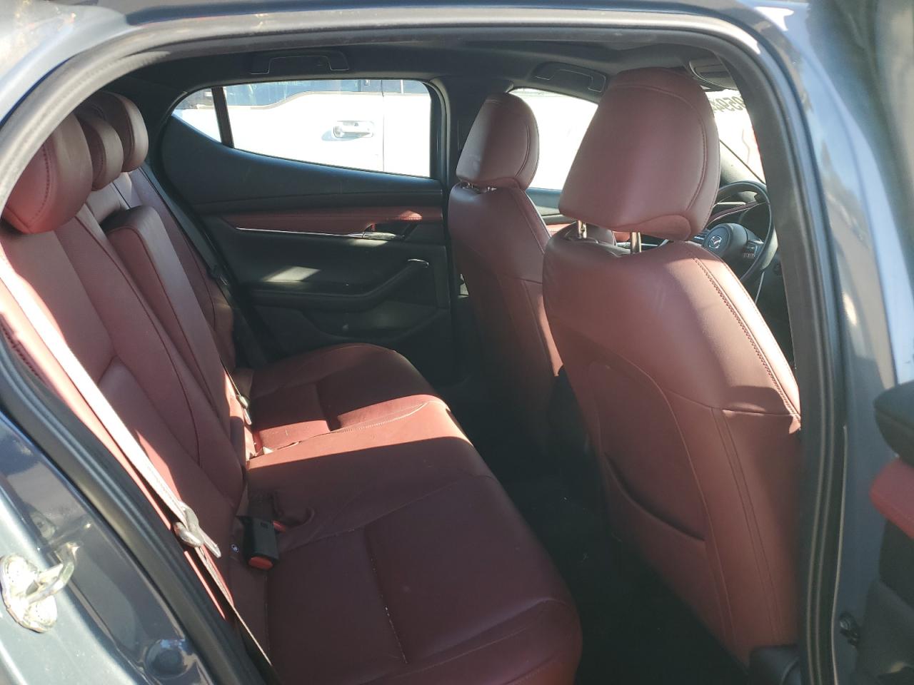 JM1BPAML0M1335709 2021 Mazda 3 Premium