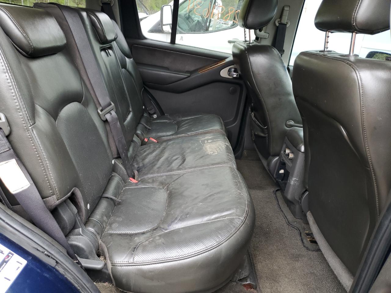 5N1AR18W96C645435 2006 Nissan Pathfinder Le