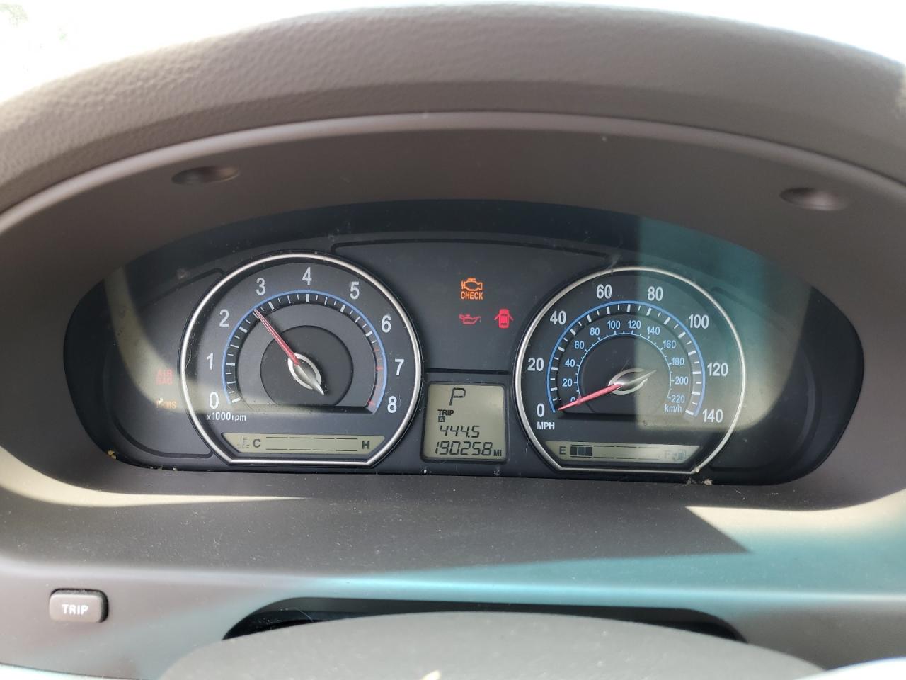 KNAGE123X85197087 2008 Kia Optima Lx