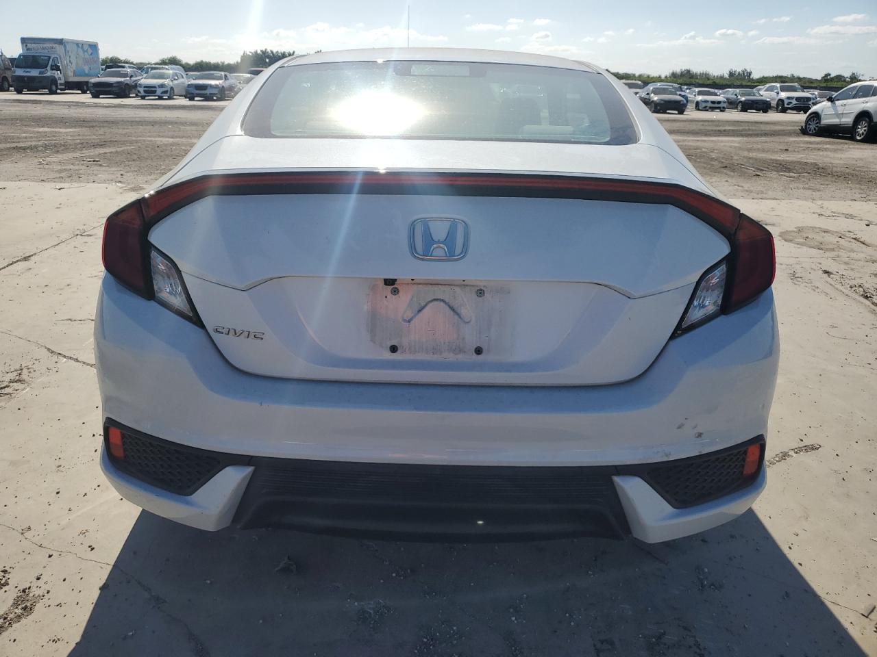 2HGFC4B62KH309382 2019 Honda Civic Lx