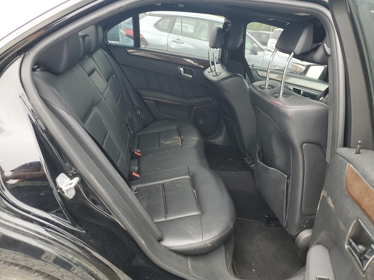 WDDHF8HBXBA497311 2011 Mercedes-Benz E 350 4Matic