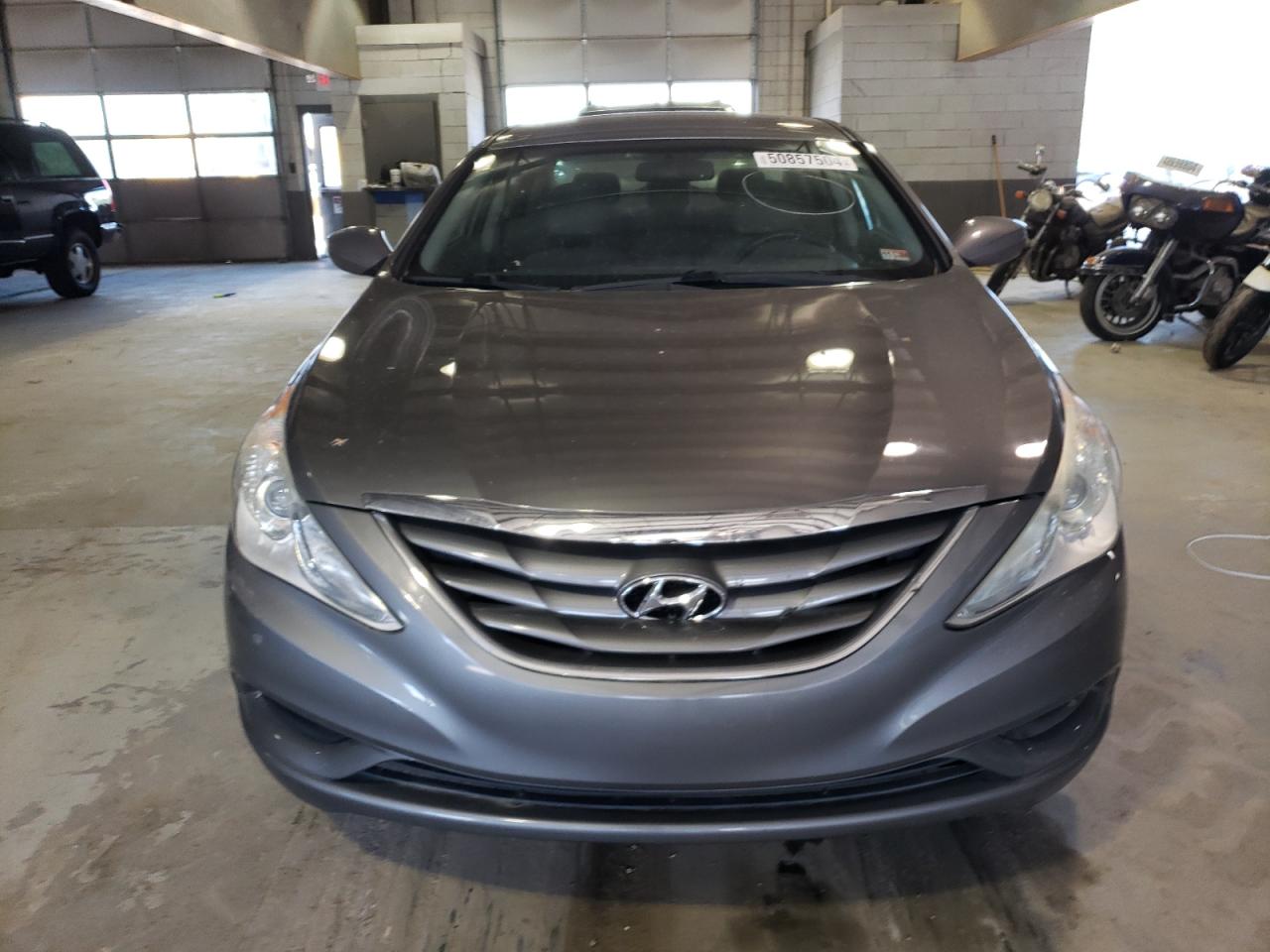 5NPEB4AC7BH075249 2011 Hyundai Sonata Gls