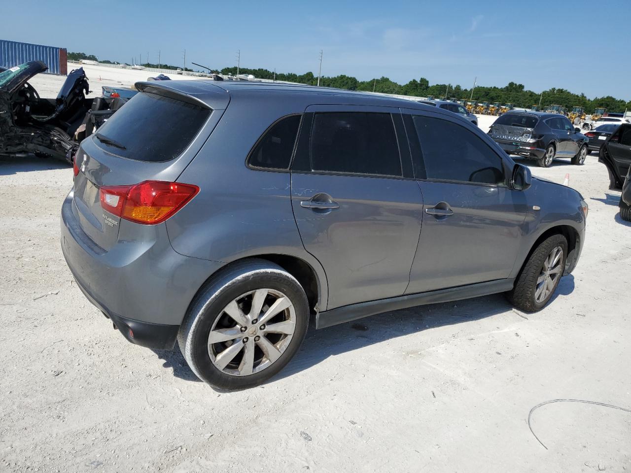 4A4AP3AU0EE005446 2014 Mitsubishi Outlander Sport Es