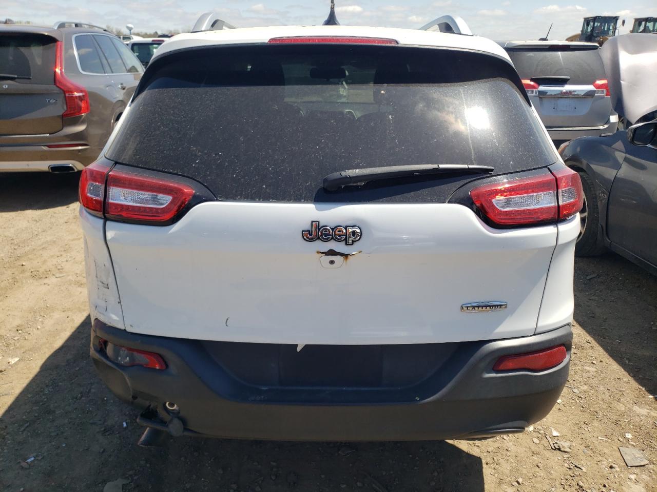 1C4PJLCB6FW676811 2015 Jeep Cherokee Latitude