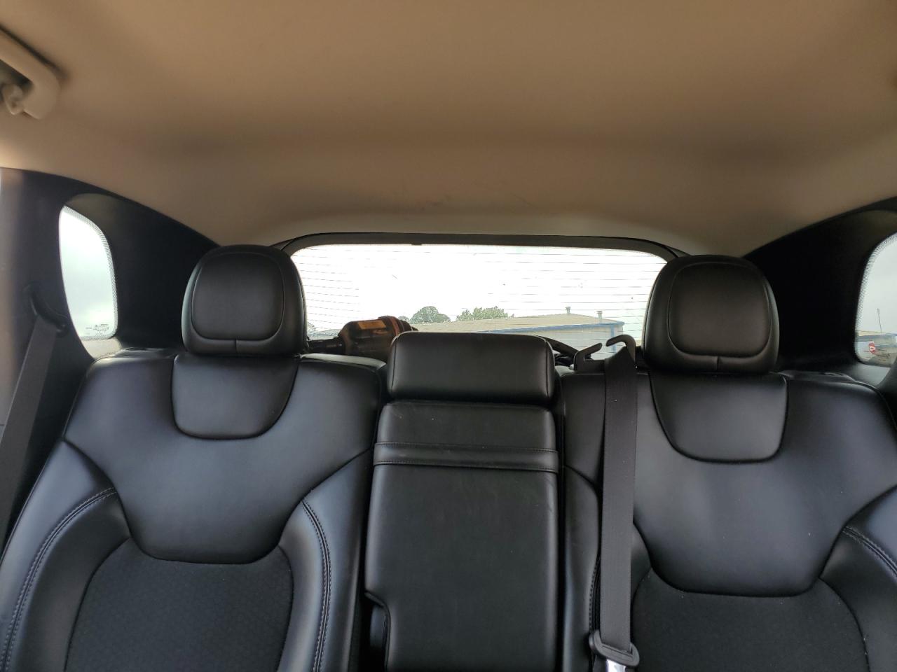 1C4PJLLBXKD332825 2019 Jeep Cherokee Latitude Plus