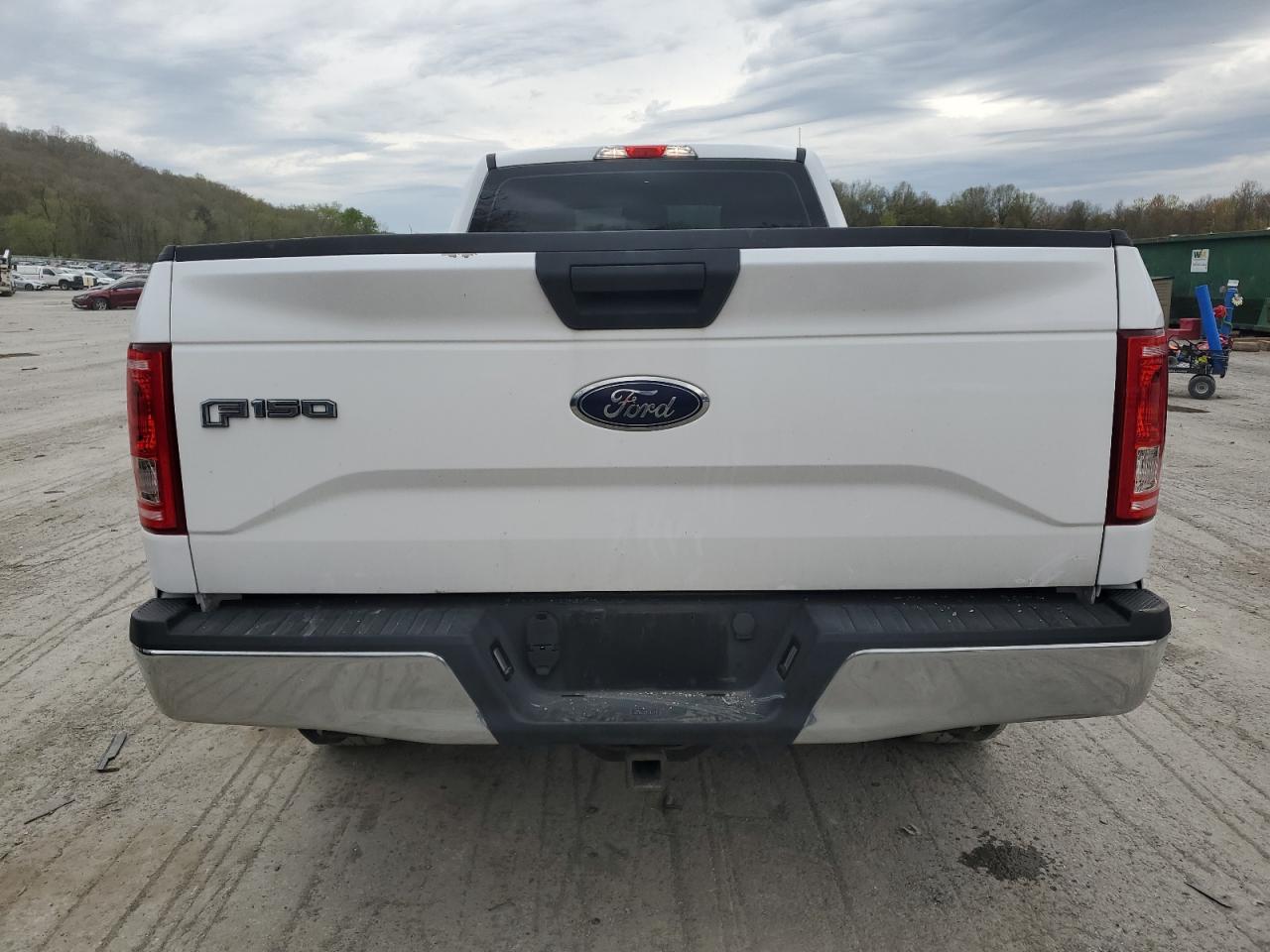 2017 Ford F150 vin: 1FTMF1E8XHKC09069