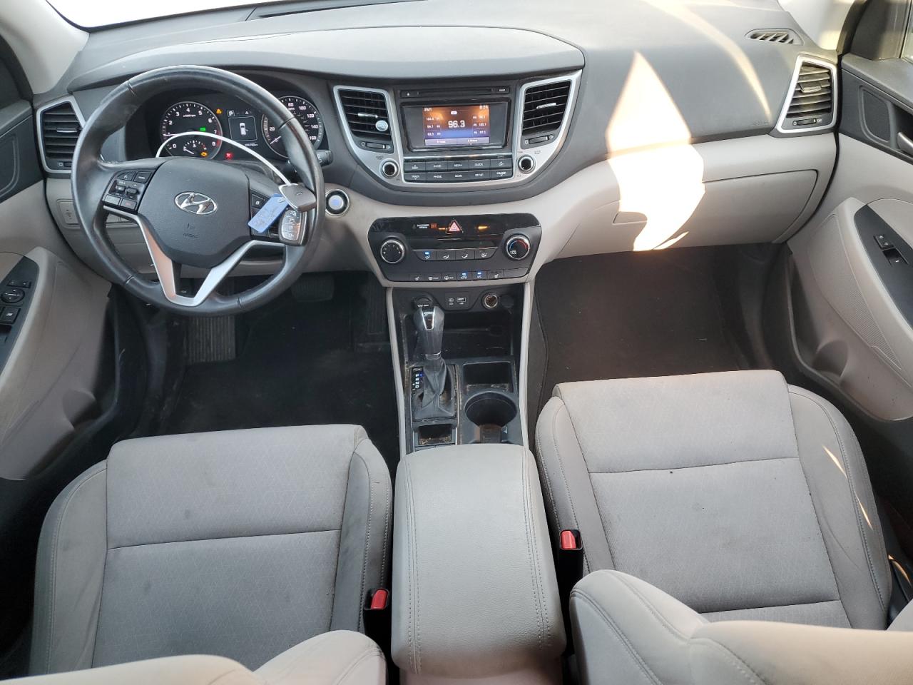 KM8J33A25GU190339 2016 Hyundai Tucson Limited