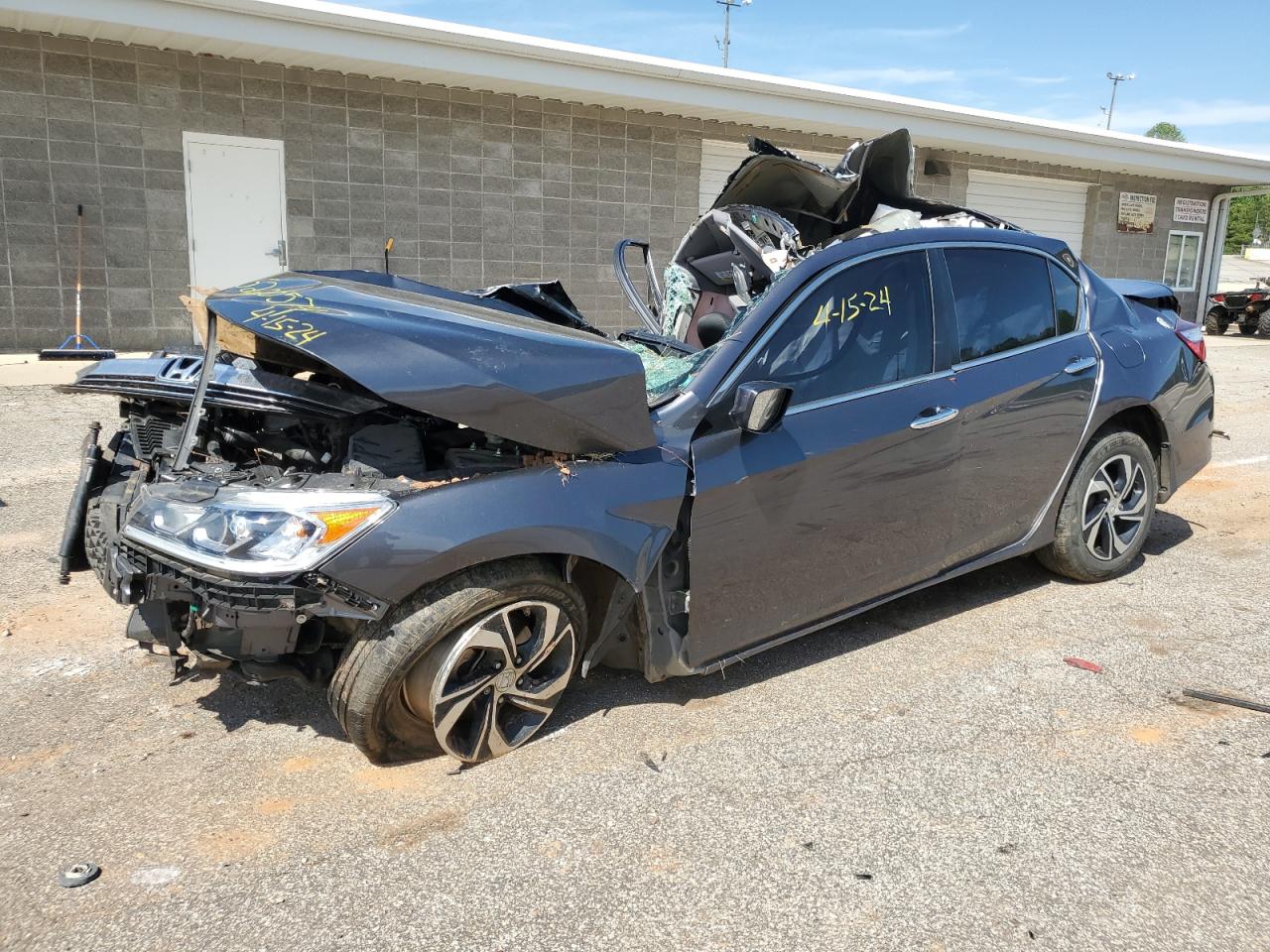 1HGCR2F31HA217015 2017 Honda Accord Lx