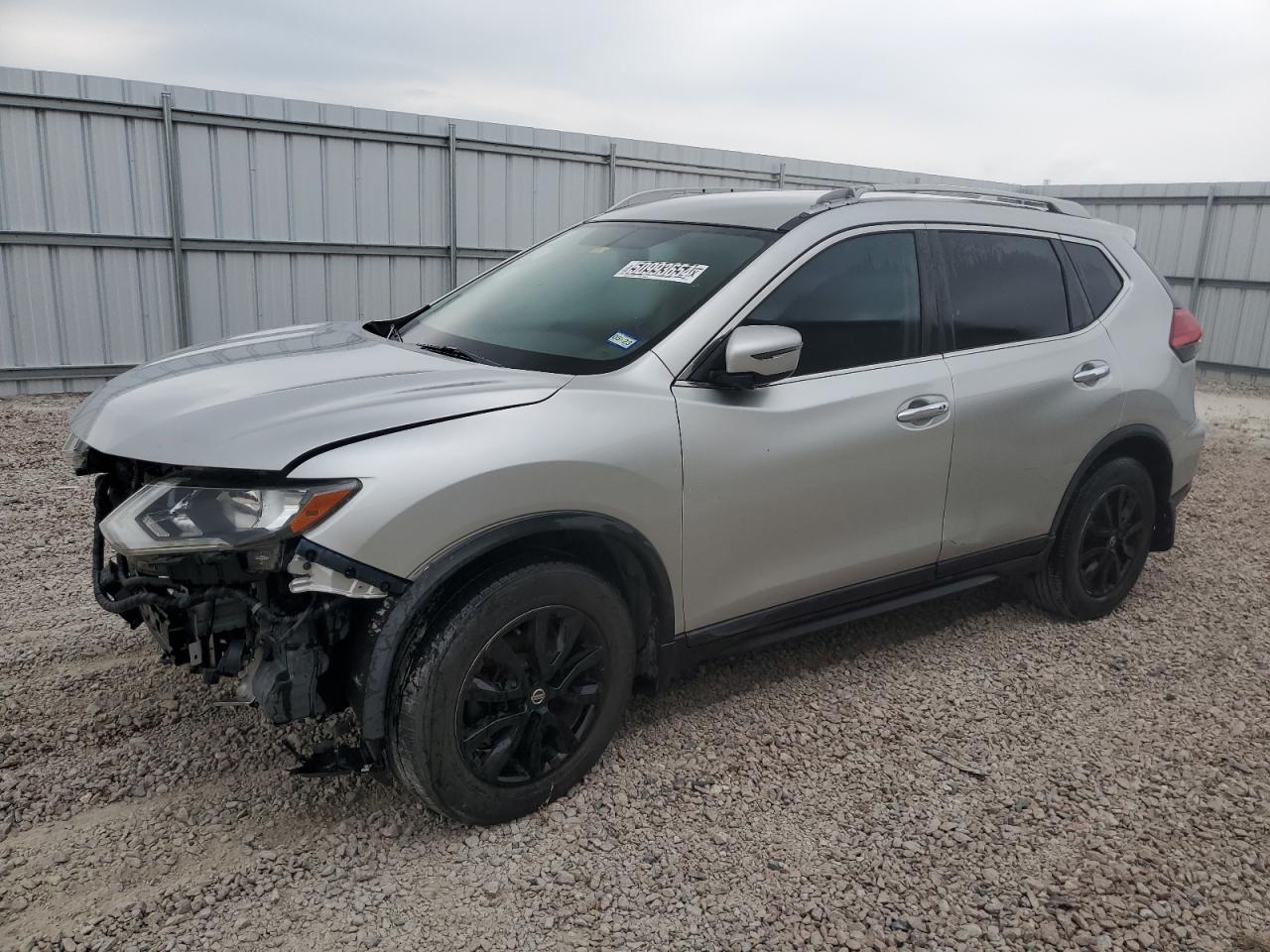 JN8AT2MT9HW393618 2017 Nissan Rogue S