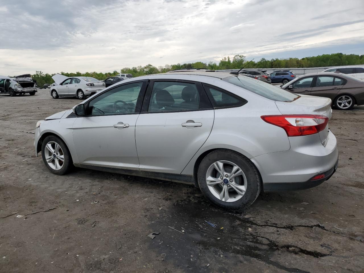 2014 Ford Focus Se vin: 1FADP3F28EL192027