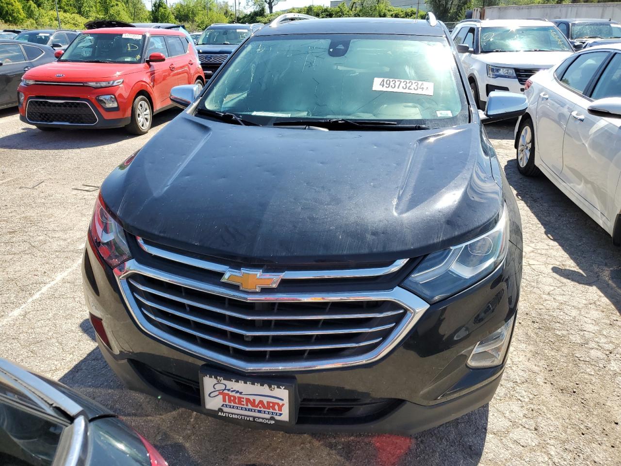 2GNAXVEV0J6294677 2018 Chevrolet Equinox Premier