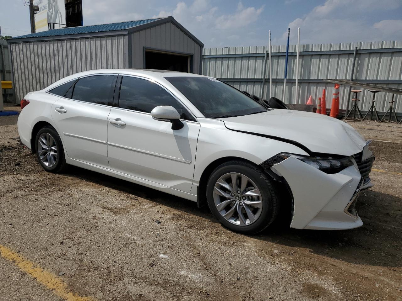 4T1BZ1FB7KU036739 2019 Toyota Avalon Xle