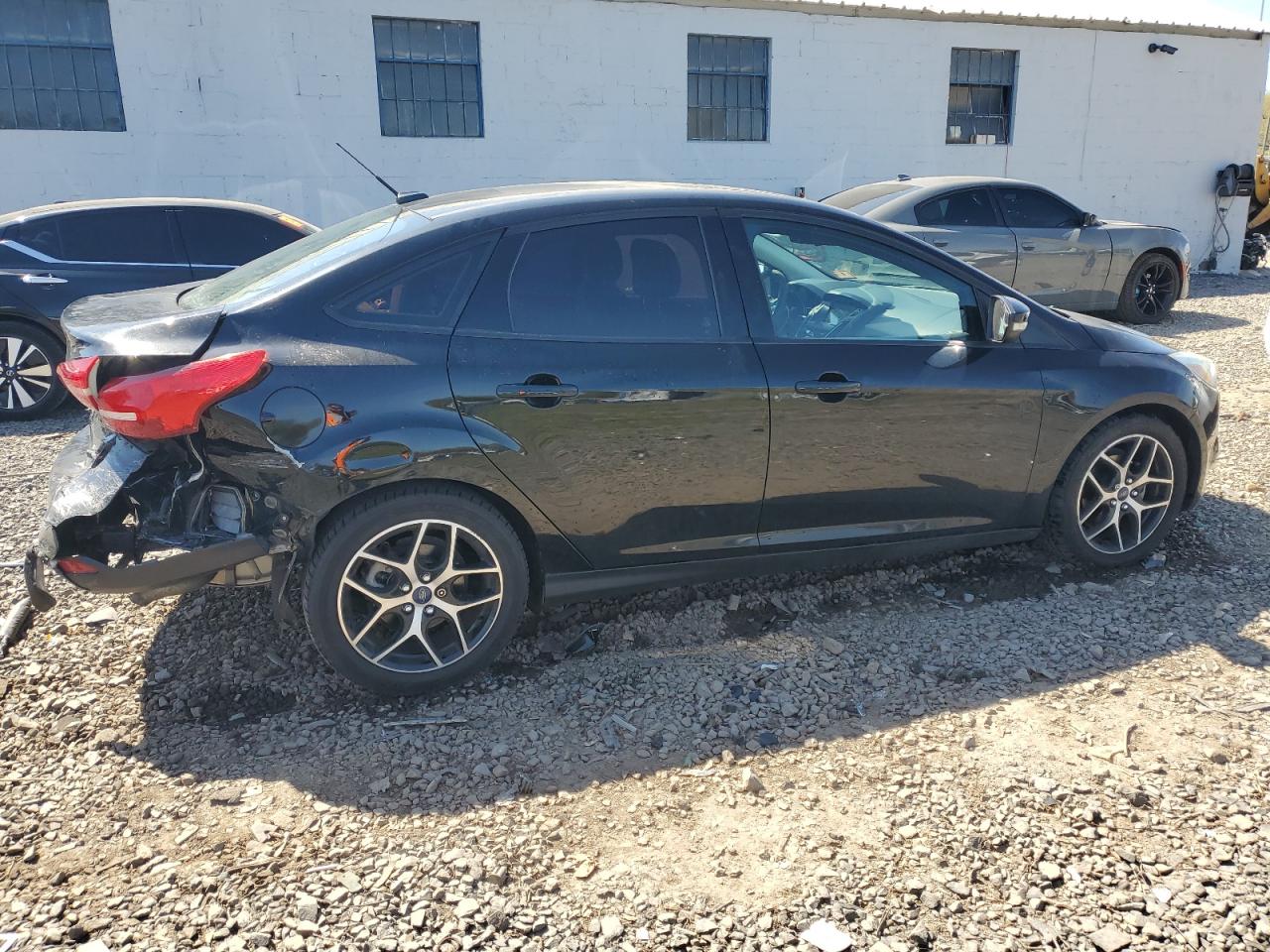 2017 Ford Focus Sel vin: 1FADP3H26HL237970