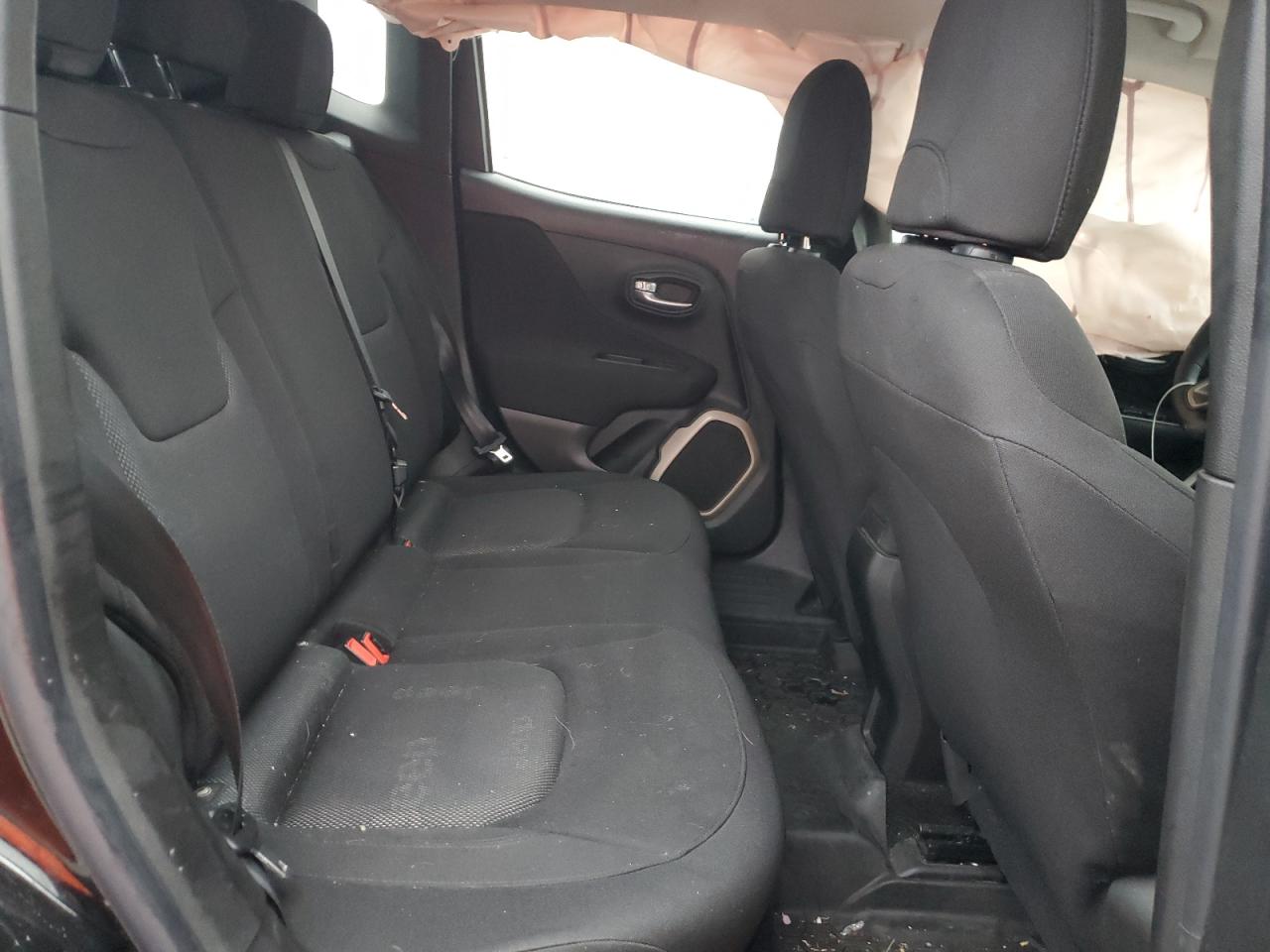 ZACCJBAT1FPB47834 2015 Jeep Renegade Sport