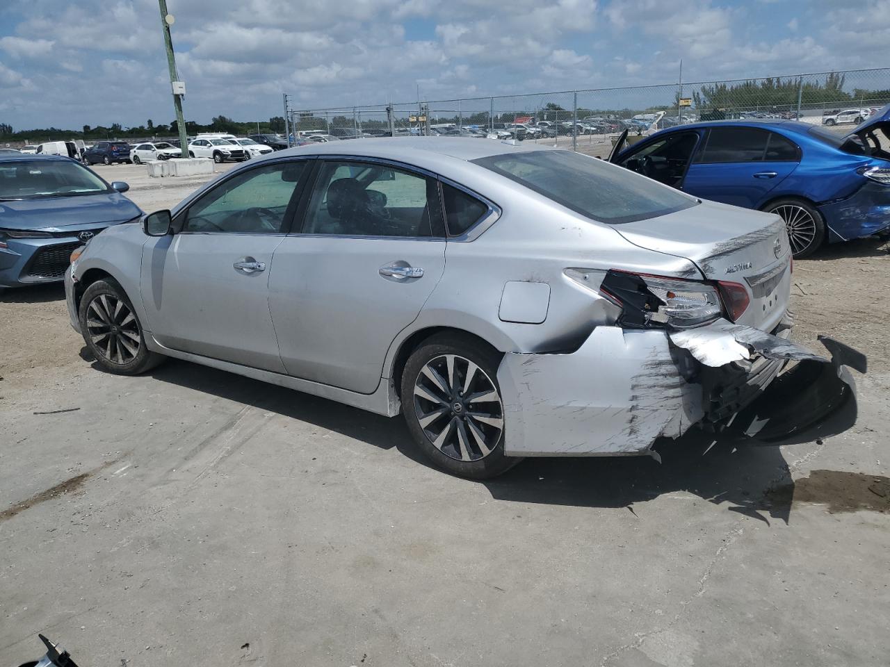 1N4AL3AP6JC250566 2018 Nissan Altima 2.5